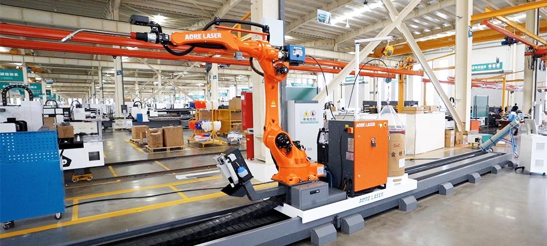 Robot hàn ray mặt đất 7 trục (1).jpg