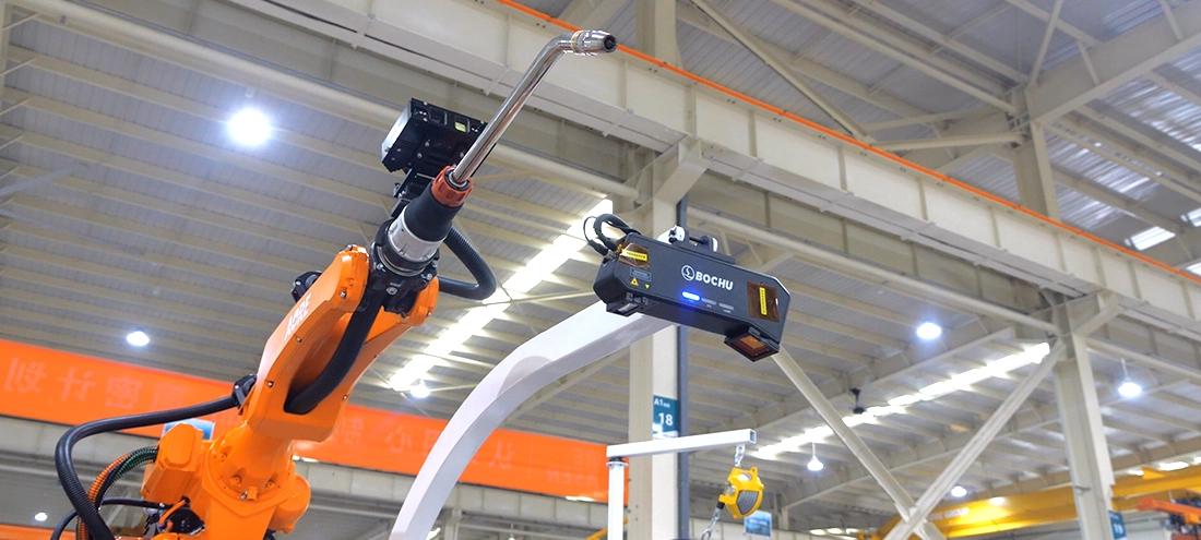 Robot hàn ray mặt đất 7 trục (3).jpg